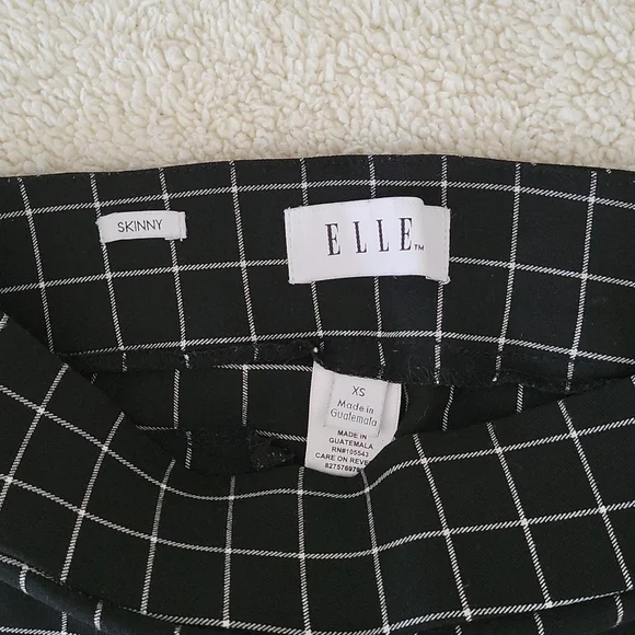 Woman's ELLE dress pants - Picture 2 of 2